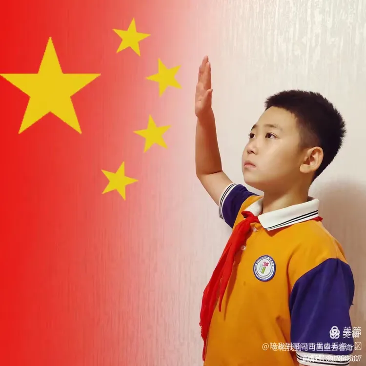 "唱响国歌,守护国旗,致敬国徽"